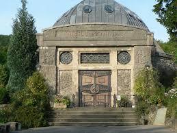 Nibelungenhalle