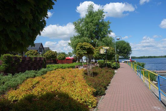 Nadnarwianski Boulevard