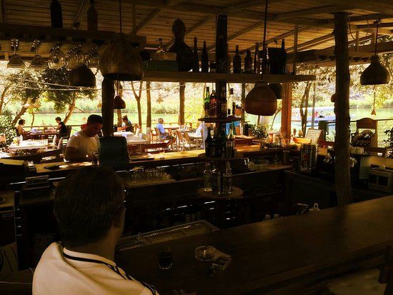 Riverside Cafe