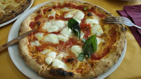 Questa Pazza Pazza Pizza