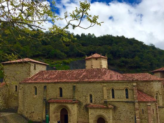 Monasterio de Santo Toribio de Liébana