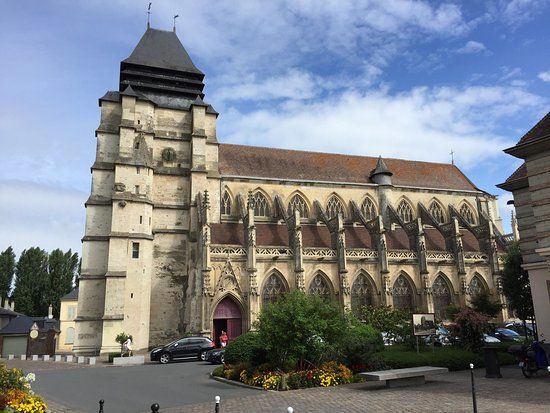 Eglise Saint-Michel de Pont-l'Eveque