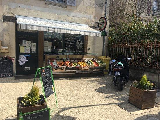 Chez Claudette