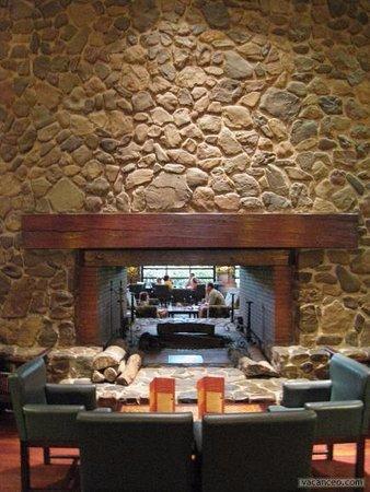 Redwood Bar