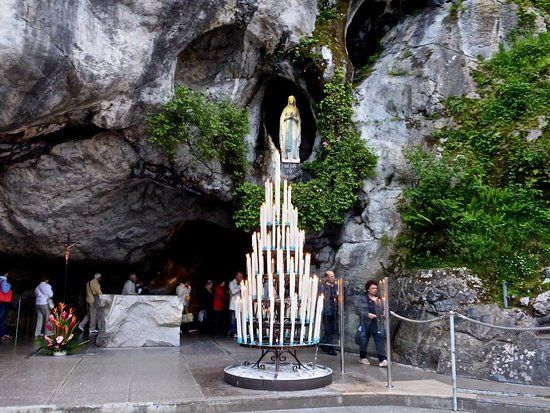 Grotta di Massabielle