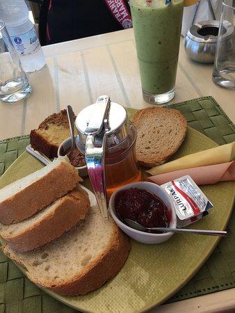 Kokka Cafe