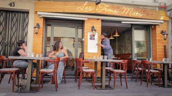 Les Trois Mats