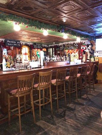 Slevins Pub
