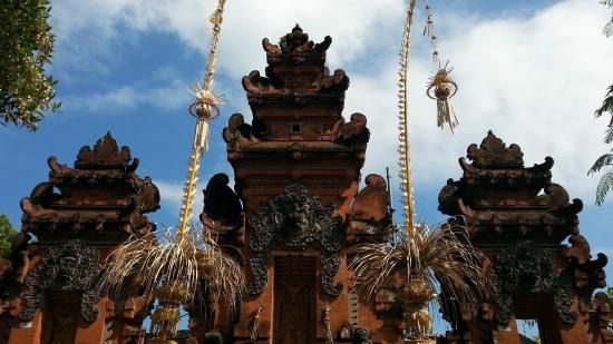 Temple Petitenget