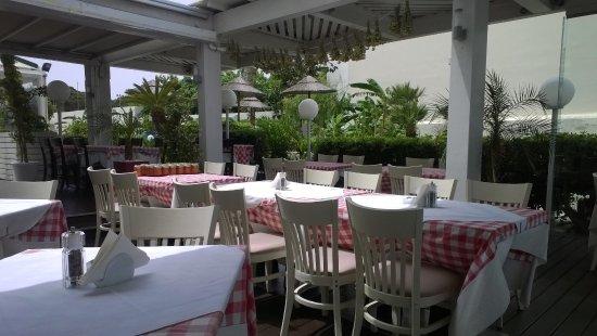 Al Dente Restaurant