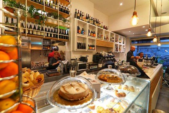 VillaErmosa Cafe & Bistrot