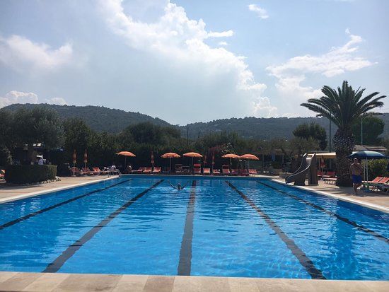 Piscine Exalibur