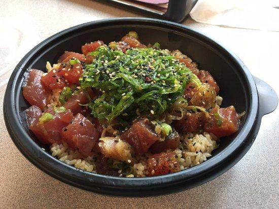 Hooked Poke Bar