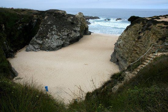 Praia de Porto Covinho