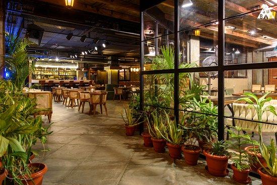 Iso Cafe & Bar