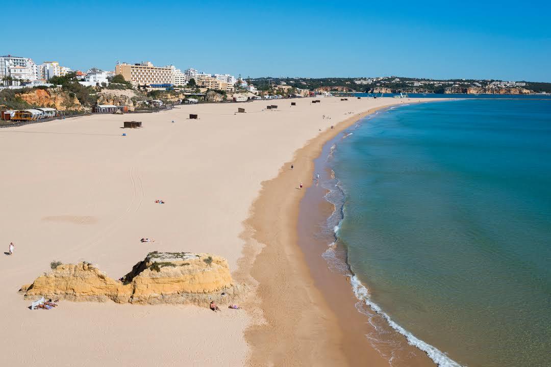 Strand Rocha
