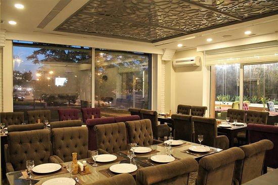 India Bar and Grill