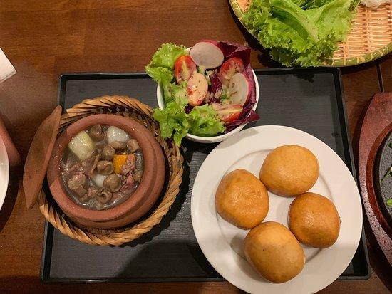 Tung's Kitchen