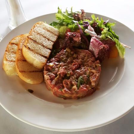 Pinch Bistro & Bar