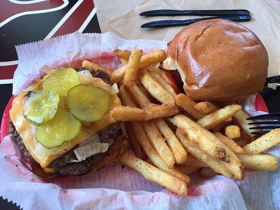 Beth's Burger Bar