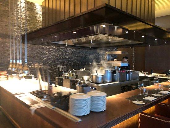 37 Grill & Bar