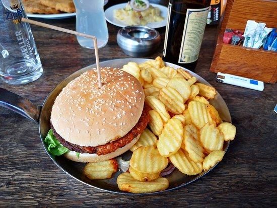 Saloon Donau Plex