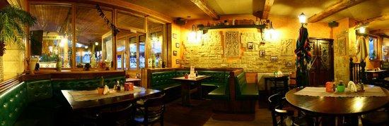 Green Pub