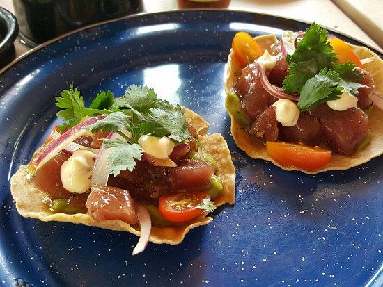 La Docena Oyster Bar & Grill