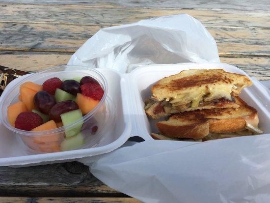 LuLu's Lunch Truck
