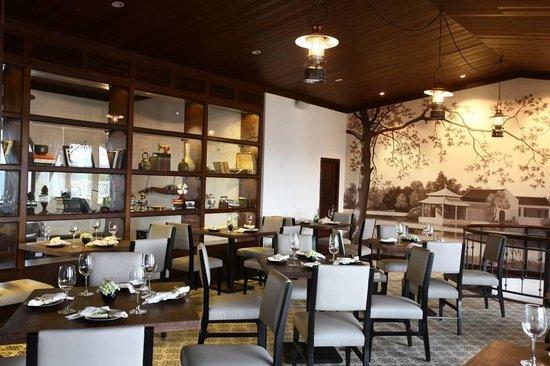 Cau Go Vietnamese Cuisine Restaurant