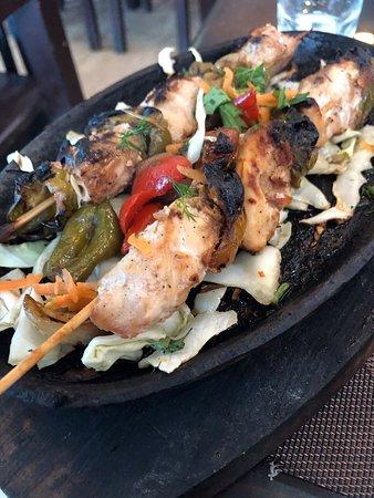 Sun Z Restaurant and Lounge