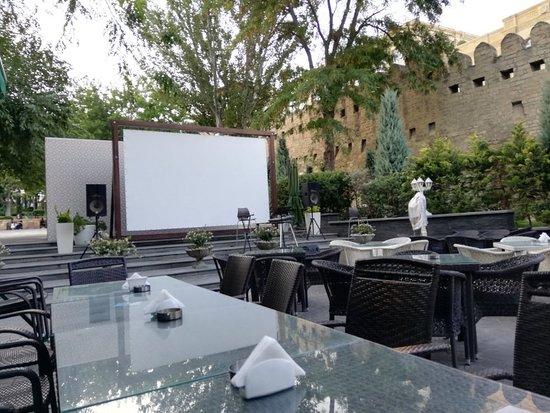 Qubernator Kafe Baku