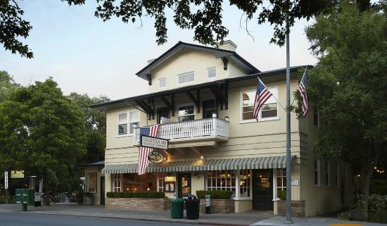 Calistoga Inn Restaurant & Brewery