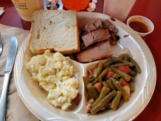 Grady's Bar-B-Q East Side
