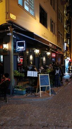 Base Gastro Pub