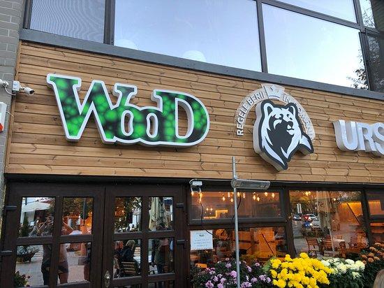 Restaurant Wood