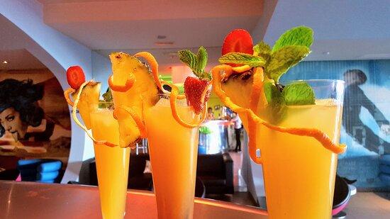 Gliese Bar