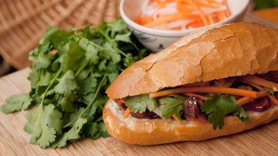 Banh Mi Huynh Hoa