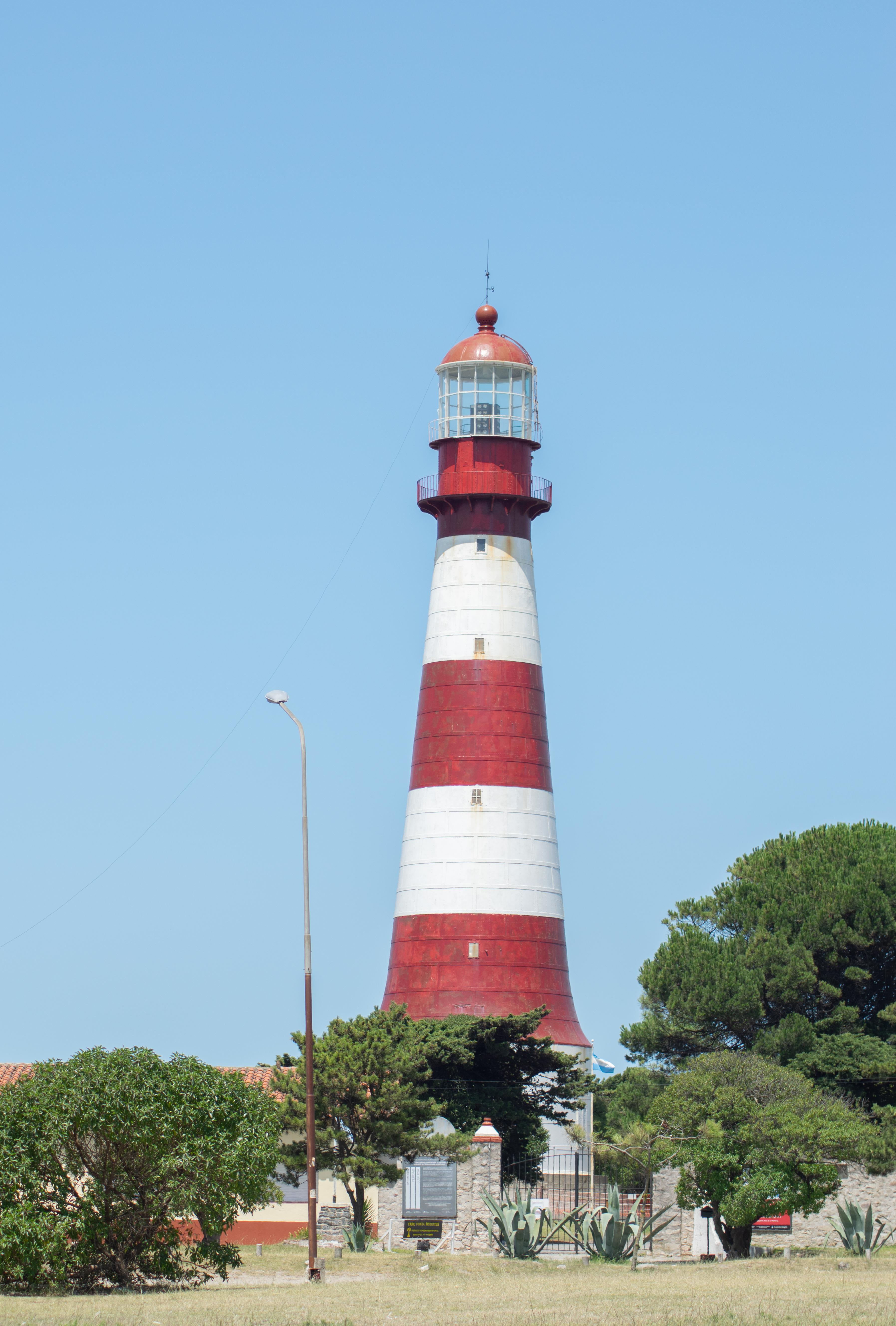 Faro Punta Mogotes