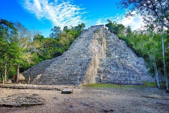 Zona Arqueologica de Coba