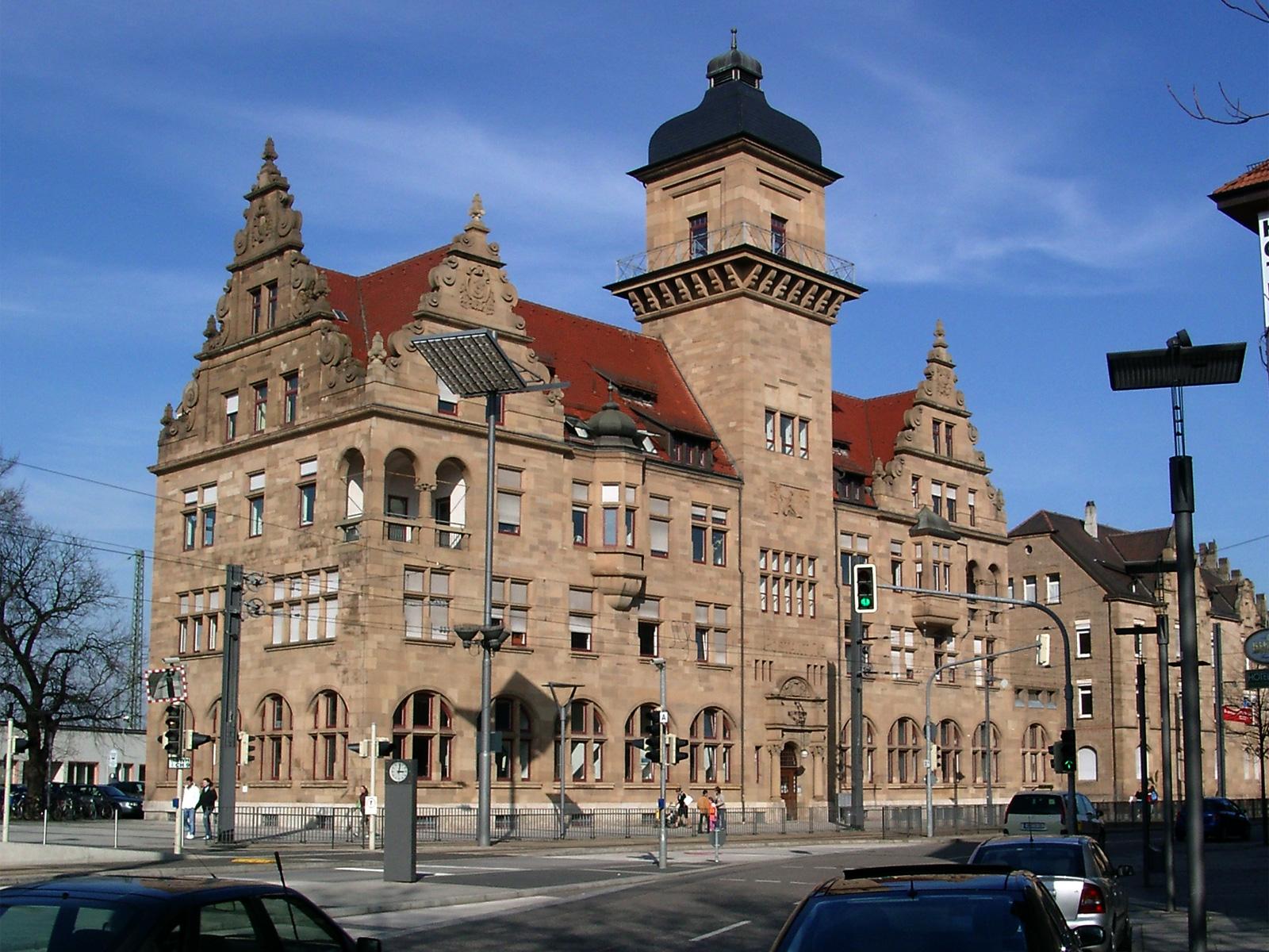 Postamt am Bahnhof