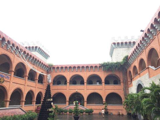 Wine Castle