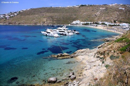 Psarou Beach
