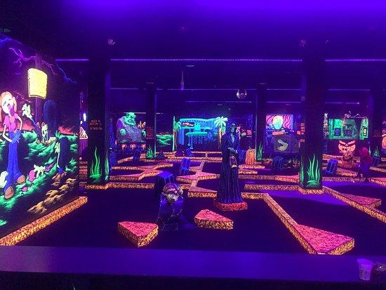 Monster Mini Golf