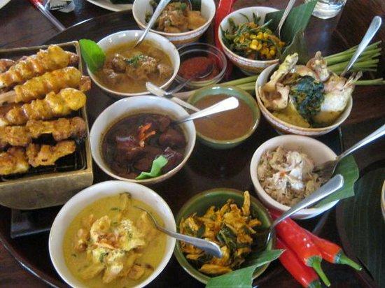 Bumbu Bali Cooking School