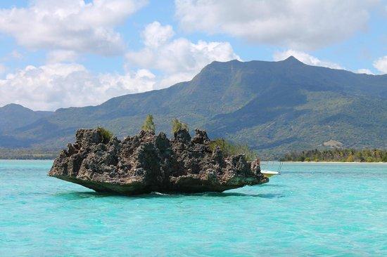 Tamarin Bay