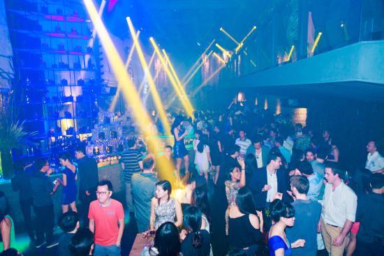 LEVEL10 Bar