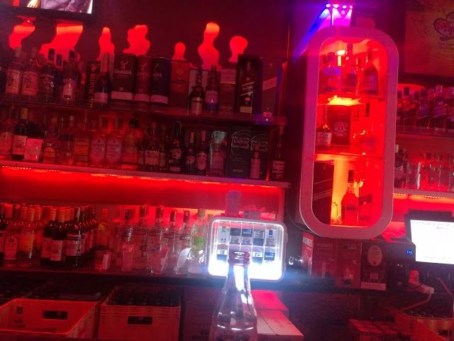 Platinum 7D Lounge