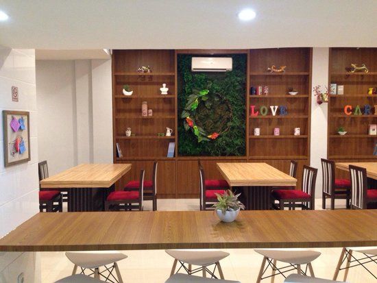 Ahimsa Vegan Lounge