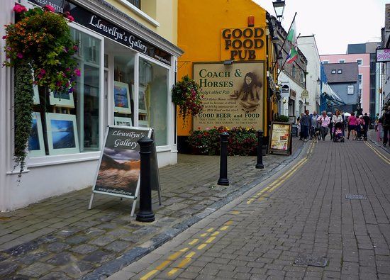 Llewellyn's Gallery